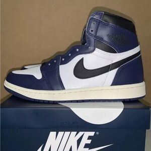 Jordan 1 high Og midnight navy.